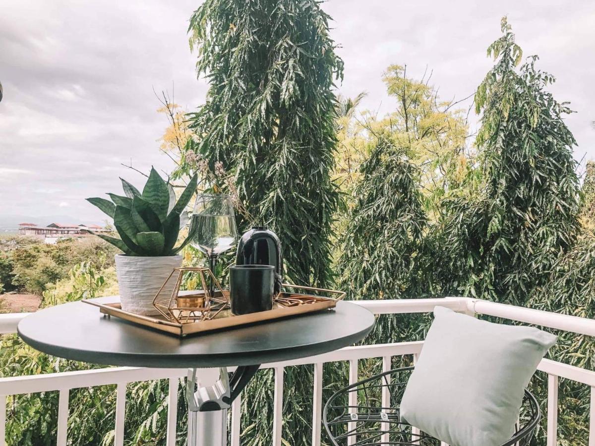 Soderberg By J&J Homes At Amani Grand Resort Residences Near Airport Đảo Mactan Ngoại thất bức ảnh